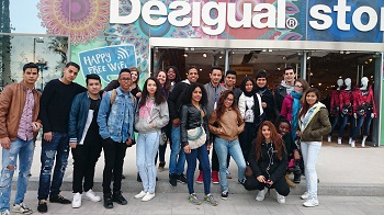 Visita Comerç tarda a Desigual